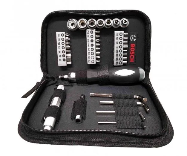 BOSCH ชุดกระเป๋าพร้อมเครื่องมือช่าง อุปกรณ์ 38 ชิ้น