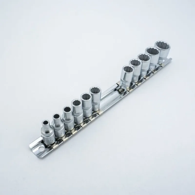 FORCE 21110 ชุดลูกบ็อกซ์ 12PT 1/4 นิ้ว 11 ชิ้น/นิ้ว