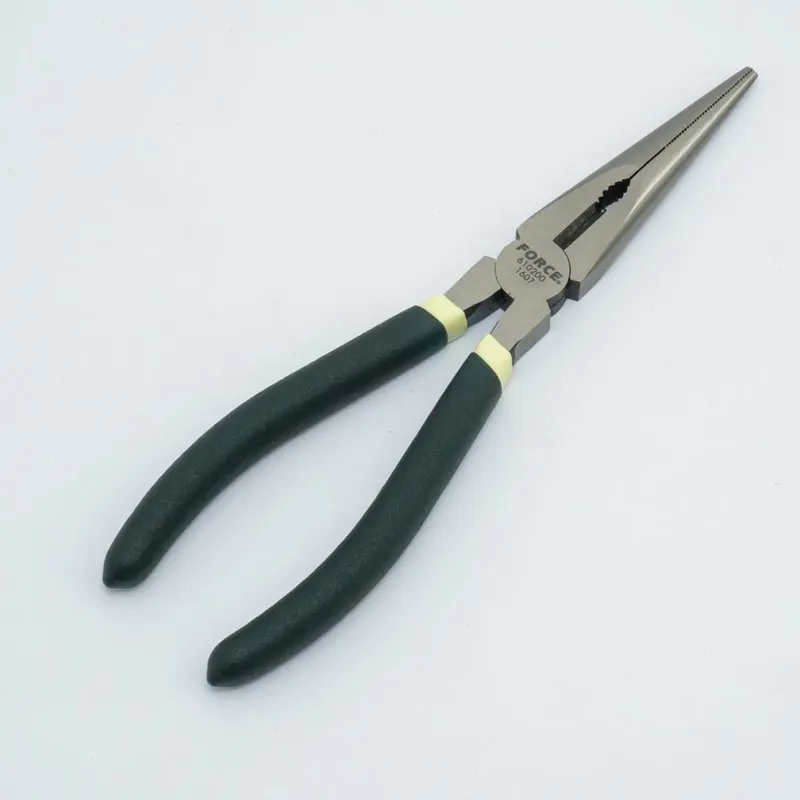 FORCE 610200 คีมปากแหลม ด้ามหุ้งยาง 8 นิ้ว