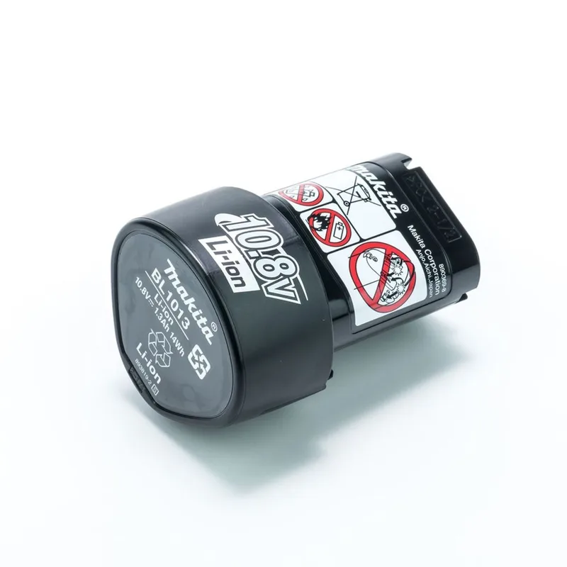 MAKITA แบตเตอรี่ลิเธียมไอออน 10.8V 1.3 Ah รุ่น BL1013 - Image 3