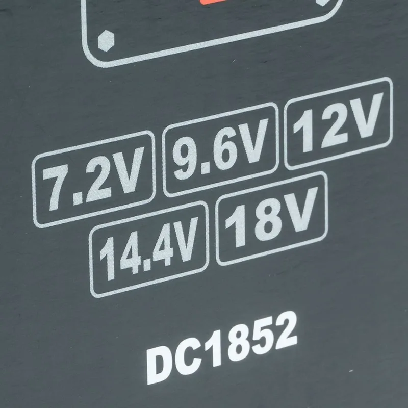 MAKITA แท่นชาร์จแบตเตอรี่ รุ่น DC1852 - Image 5