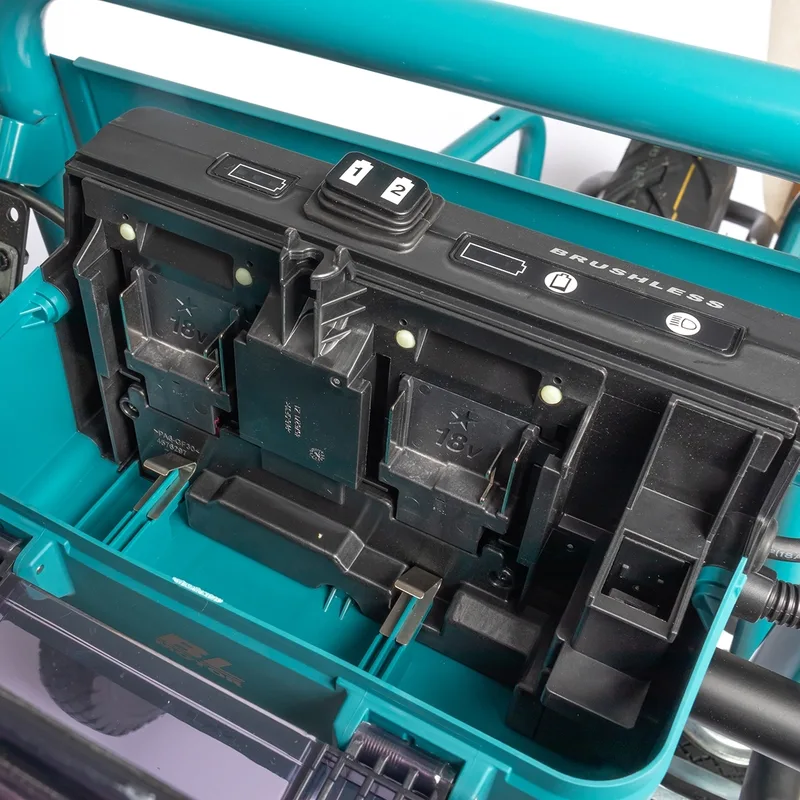 MAKITA รถเข็น 3 ล้อพลัง 18V ไม่รวมแบต รุ่น DCU180Z - Image 6